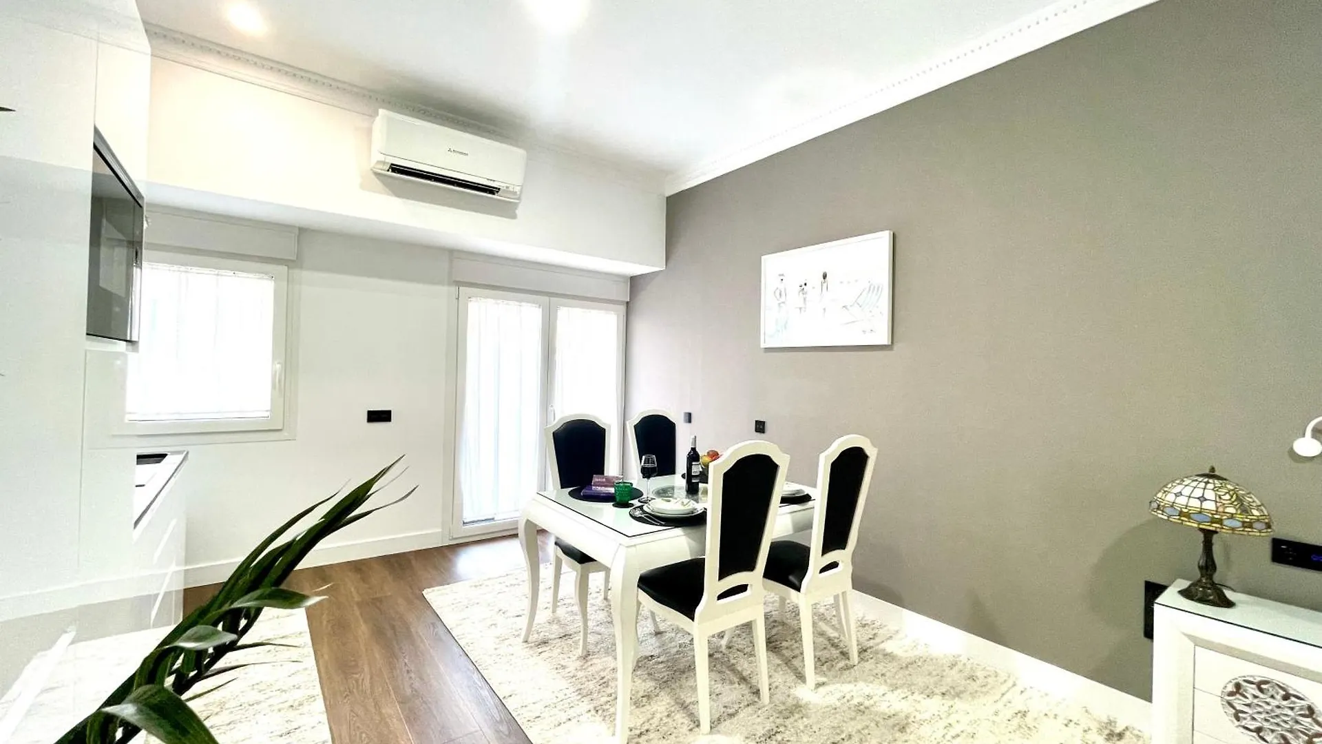 토레몰리노스 La Nogalera Luxury & Pleasure 아파트